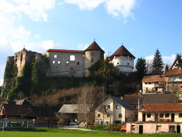 Po Dolenjski do Kolpe Kolesarjenje po Sloveniji