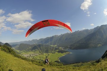 Tandemski polet s padalom - Bohinj - Vogar Tandemski polet s padalom - Bohinj - Vogar