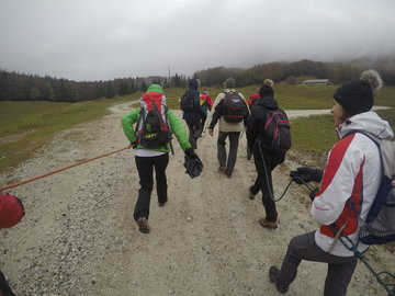 Krog zaupanja - team building Motivacijski trening za podjetja