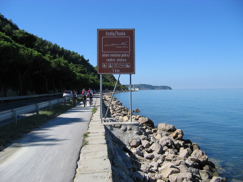 Os Alp do morja s kolesom Kolesarjenje za skupine
