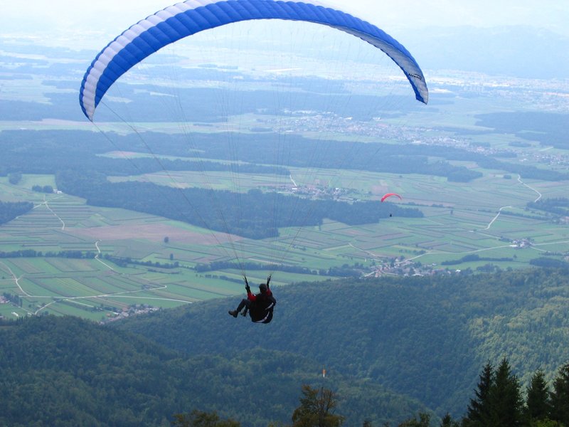 Tandemski polet s padalom - krvavec