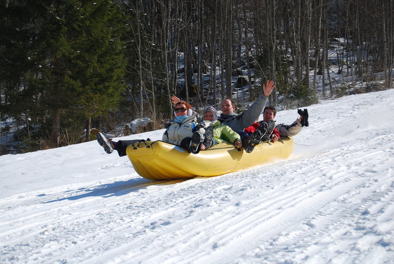 Zimski teambuilding - snežni rafting
